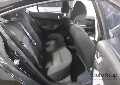 2017 Kia Forte Lx из США, поврежденный, VIN 3KPFK4A75HE094600